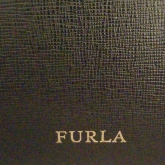 Black Furla leather tote. - Picture 2 of 8